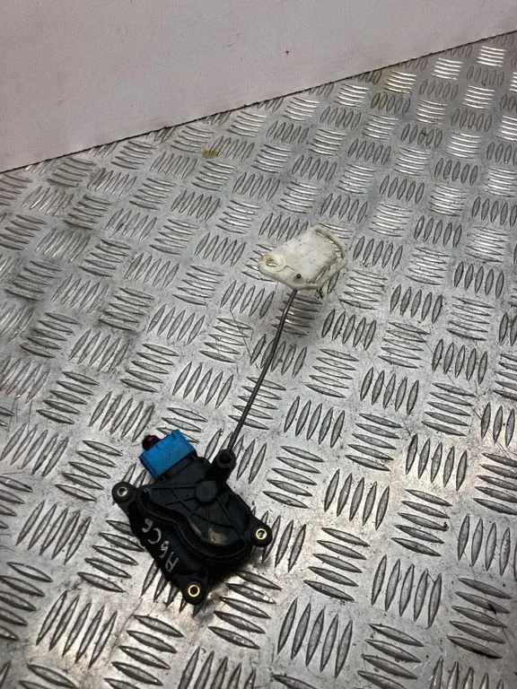 Air flap motor/actuator 4B1820511C