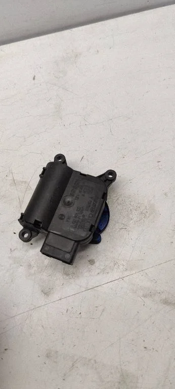 Air flap motor/actuator 8E1820511F