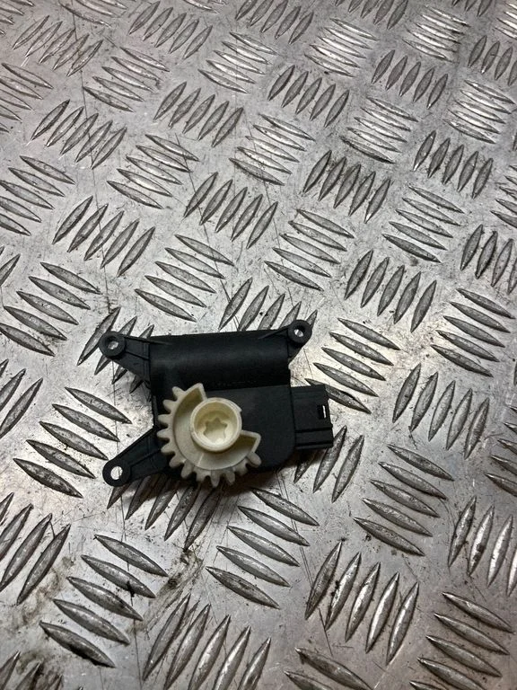 Air flap motor/actuator 0132801336