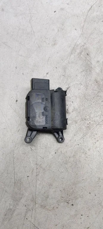 Air flap motor/actuator 1k0907511