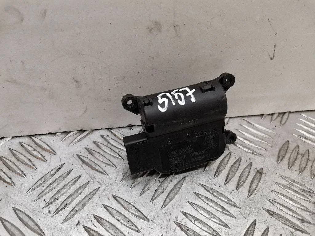 Air flap motor/actuator 8E1820511D