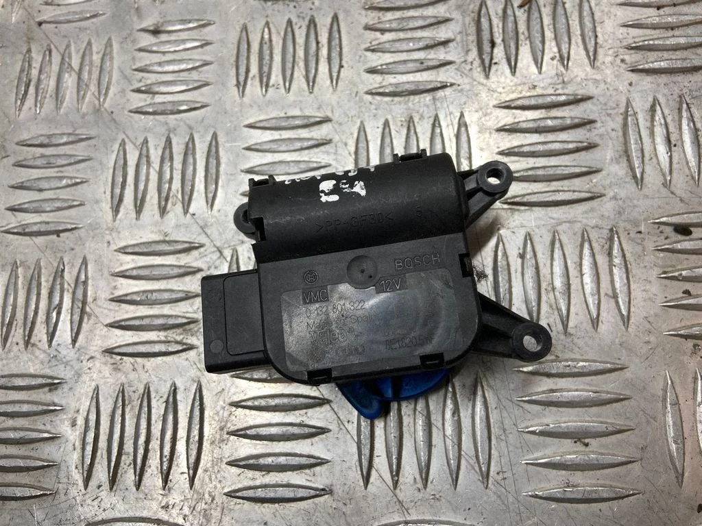 Õhuklapi mootor / ajam – Audi A4 S4 B7 8E 8H (2005-2008)