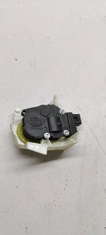 Gaisa aizvara motoriņš/aktuators K3749005