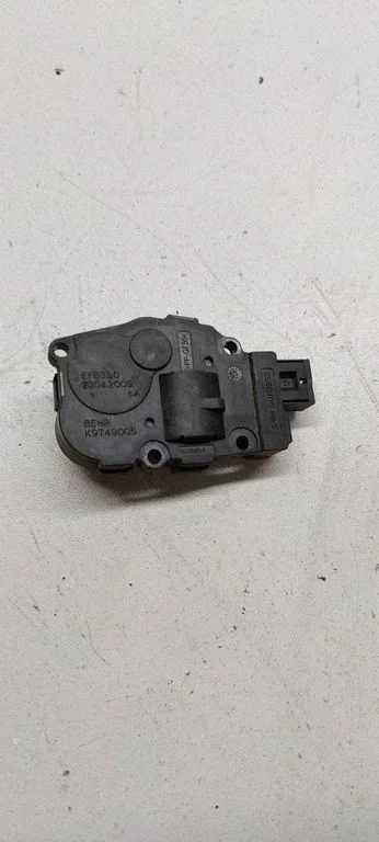 Gaisa aizvara motoriņš/aktuators K9749005