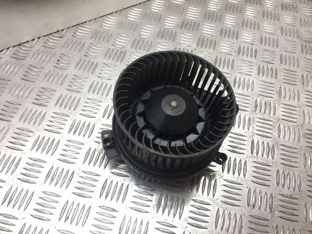 Heater fan/blower 8E1820021E