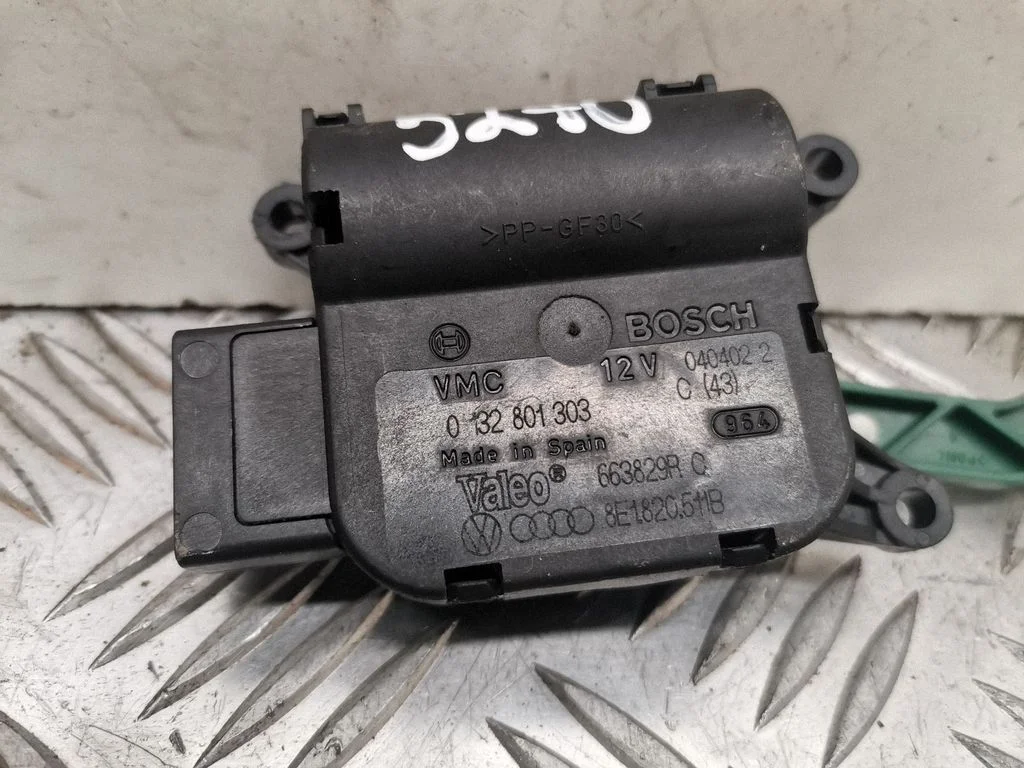 Air flap motor/actuator 8E1820511B