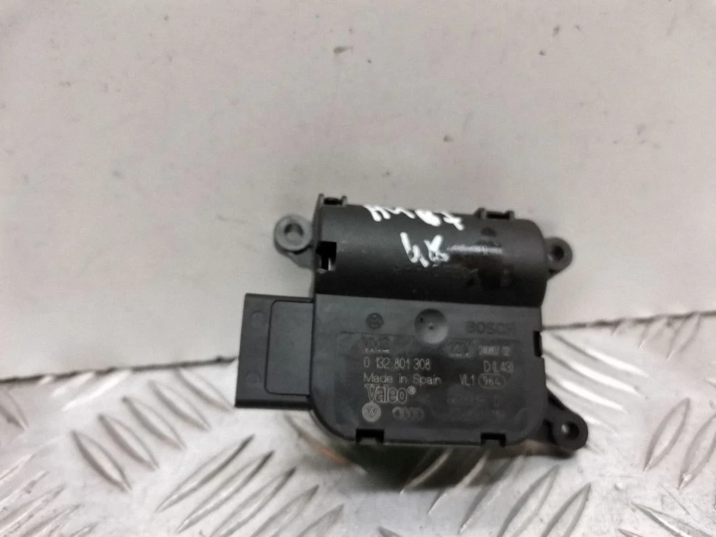 Air flap motor/actuator 0132801308