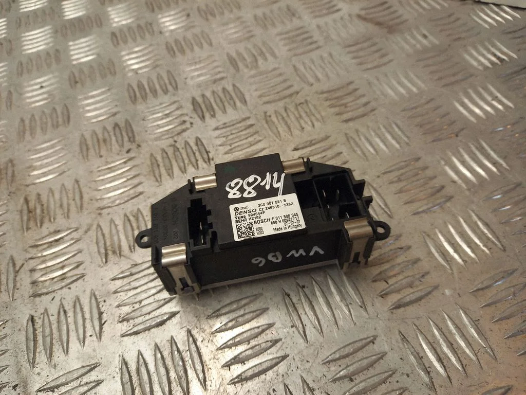 Heater blower motor/fan resistor 3C0907521B