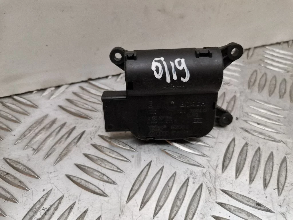 Air flap motor/actuator – Audi A4 S4 B7 8E 8H (2005-2008)