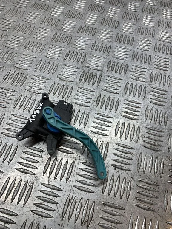 Air flap motor/actuator 1K0907511E