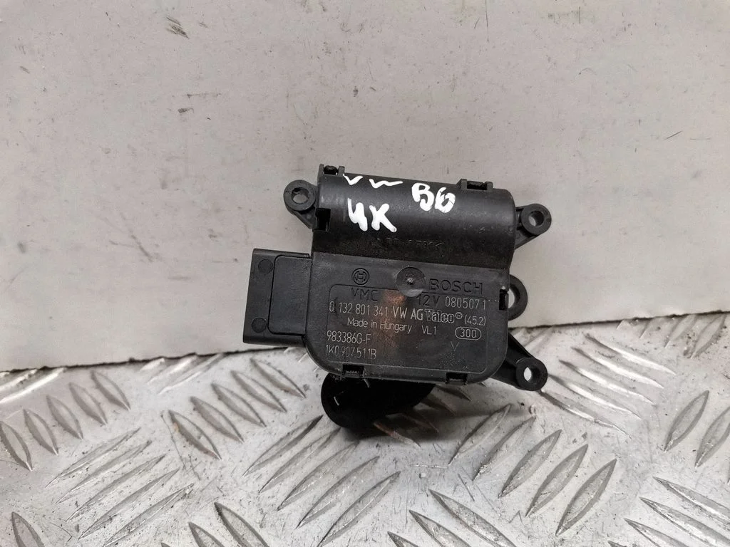 Õhuklapi mootor / ajam 1K0907511B
