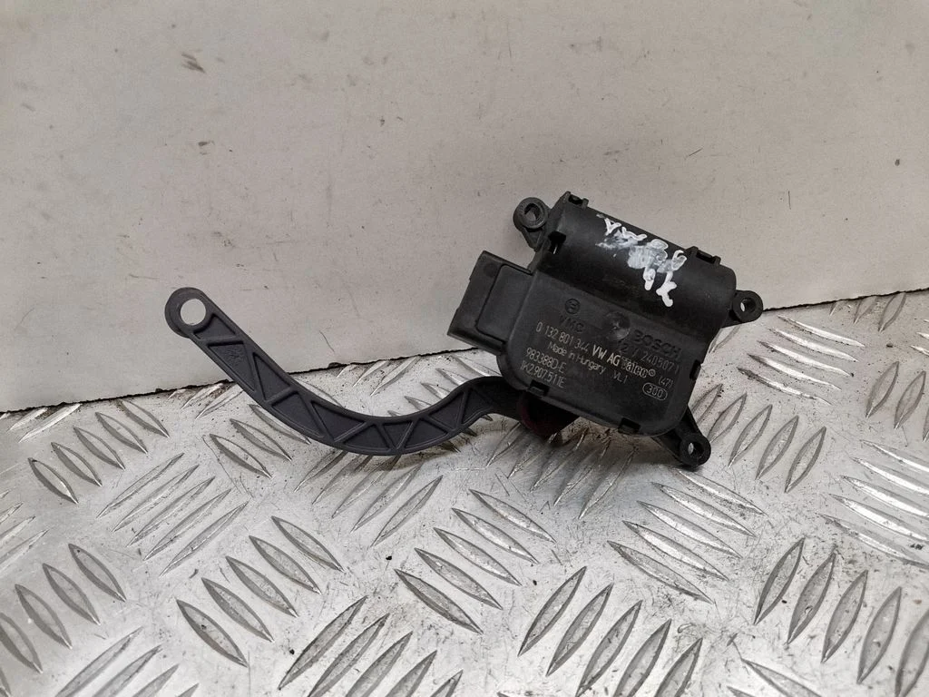 Air flap motor/actuator – Volkswagen Passat B6 (2005-2010)