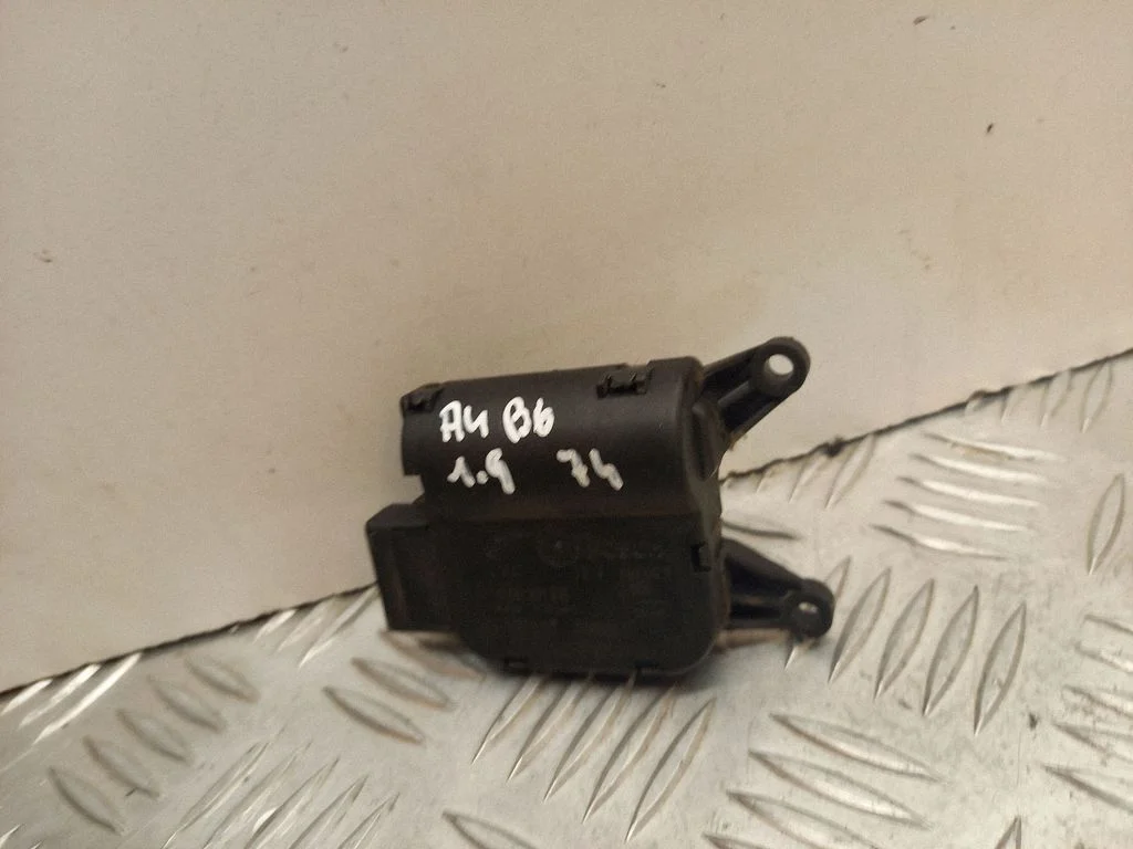 Air flap motor/actuator – Audi A4 S4 B6 8E 8H (2001-2005)