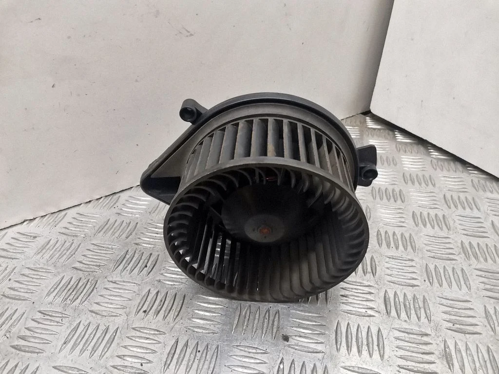 Heater fan/blower 8E1820021E