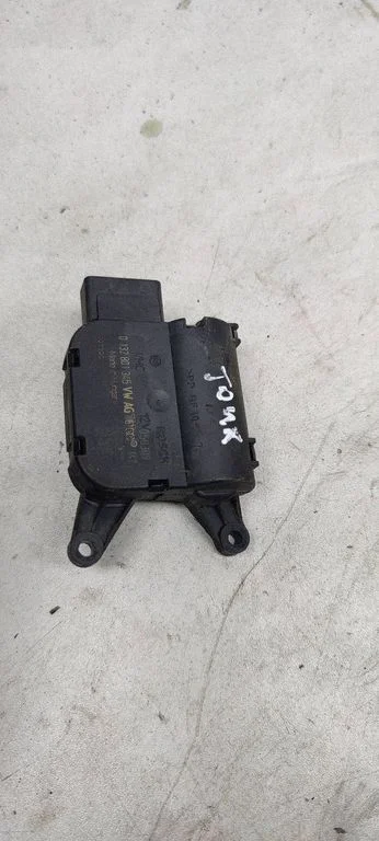 Air flap motor/actuator 1k0907511