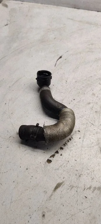 Engine coolant pipe/hose 5q0122073al