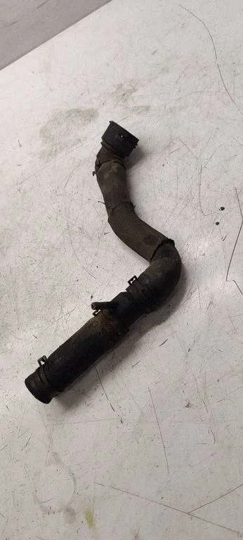 Engine coolant pipe/hose 1c0121438A