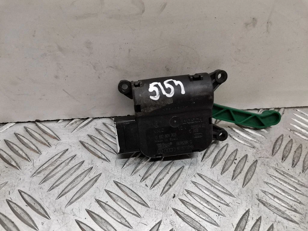 Air flap motor/actuator 8E1820511B
