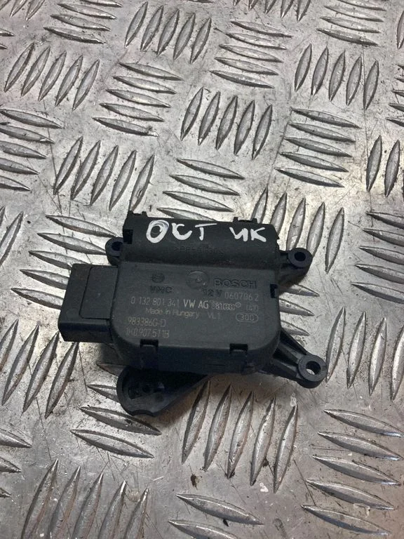 Air flap motor/actuator 1K0907511B