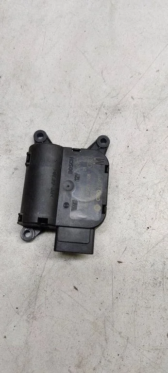 Air flap motor/actuator 3c0907511A