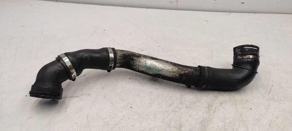 Intercooler hose/pipe – BMW 7 Series E65 E66 (2001-2008)