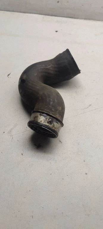 Intercooler hose/pipe