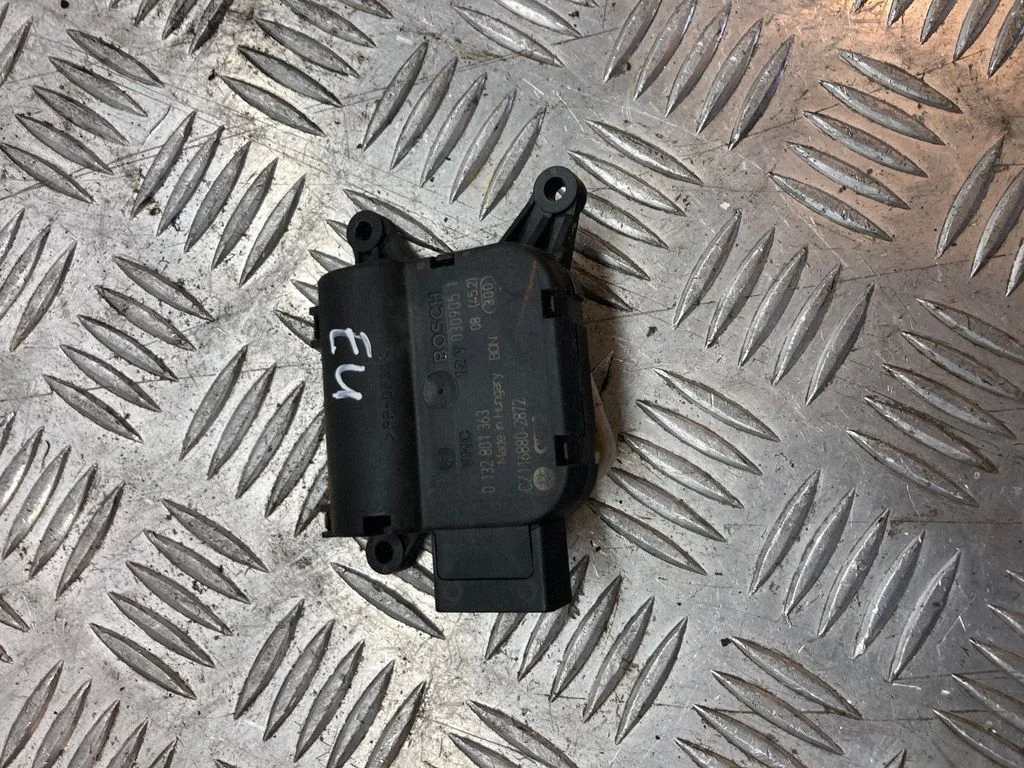 Air flap motor/actuator – Volkswagen Passat B6 (2005-2010)