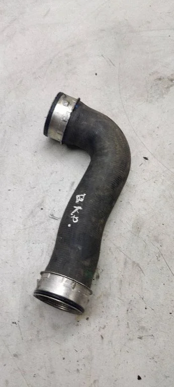 Intercooler hose/pipe 1k0145834l