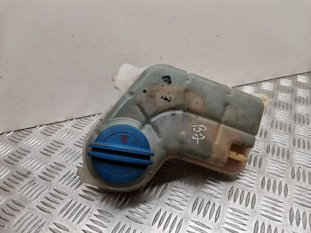 Coolant expansion tank/reservoir 8E0121403