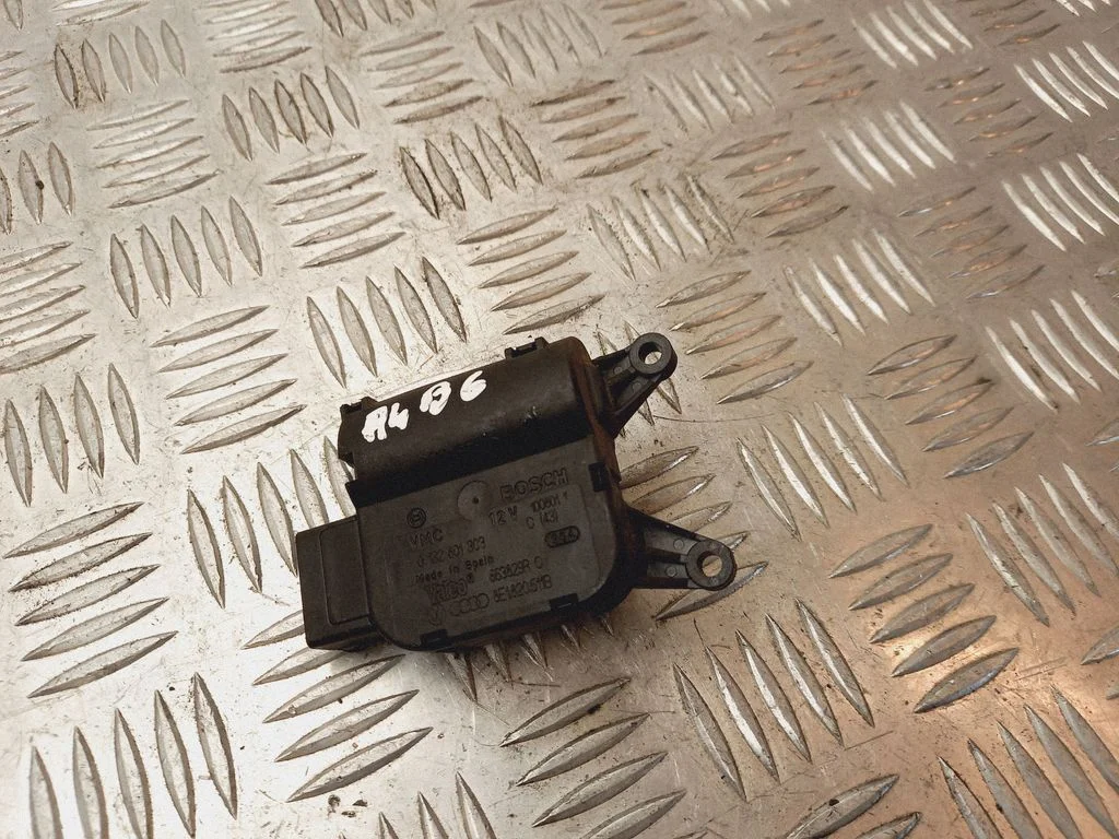 Air flap motor/actuator 8E1820511B