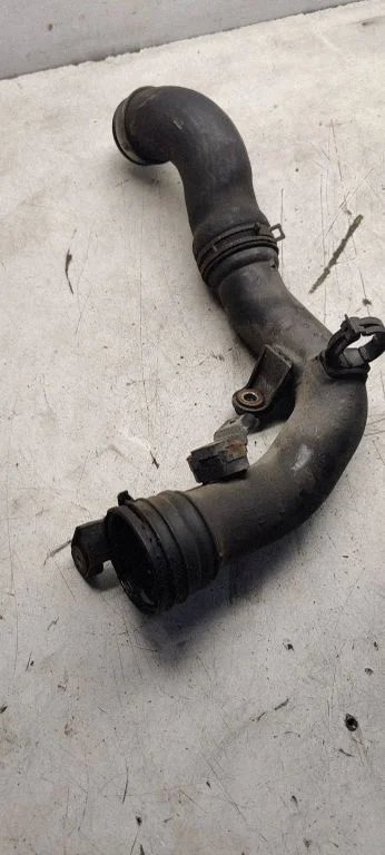 Intercooler hose/pipe 3c0145762ad