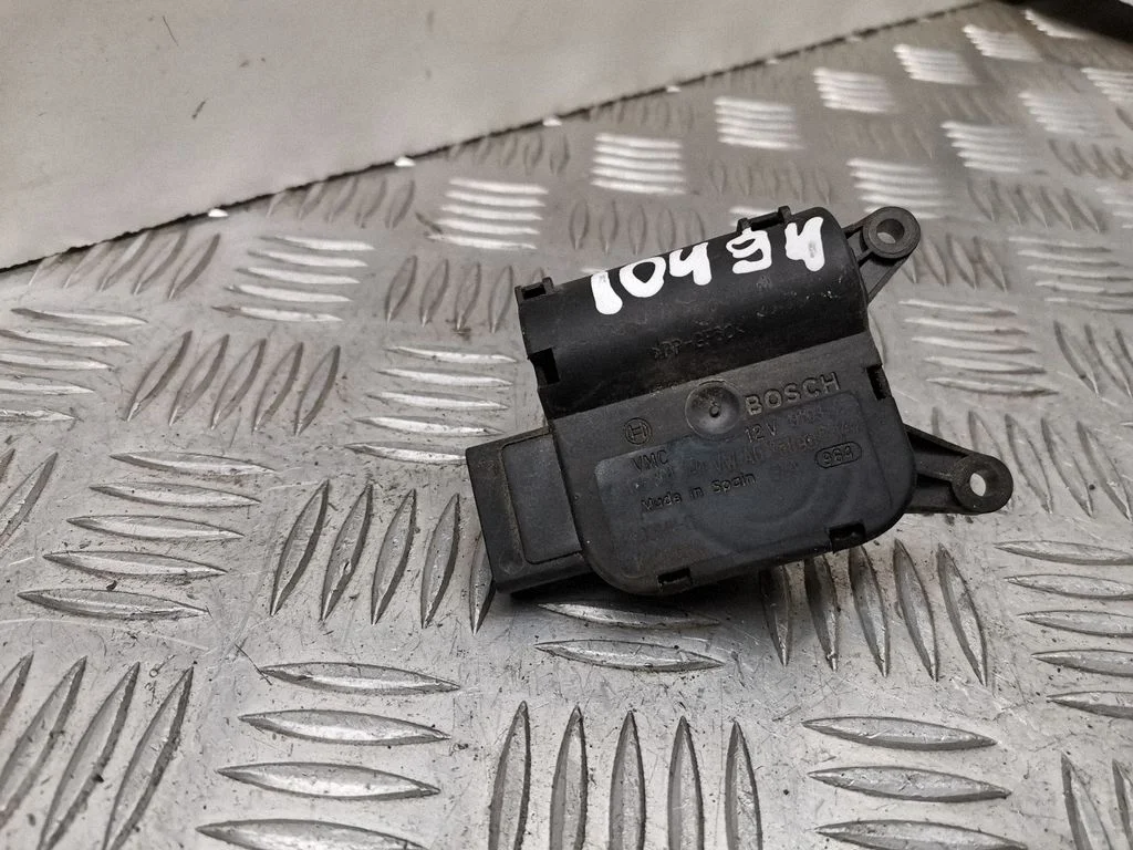 Air flap motor/actuator – Audi A4 S4 B7 8E 8H (2005-2008)