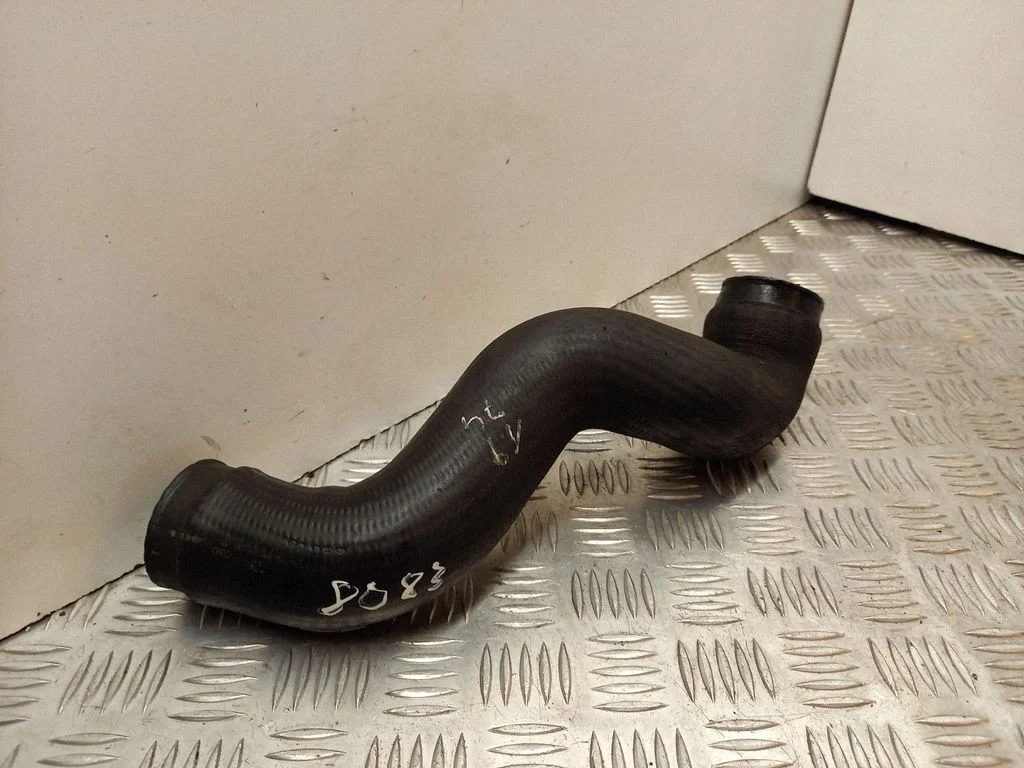 Intercooler hose/pipe