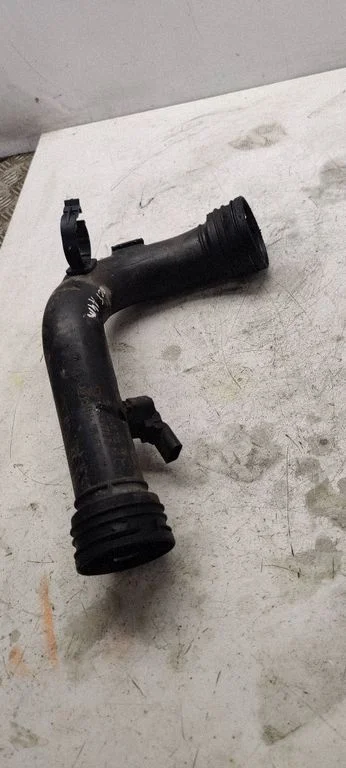 Intercooler hose/pipe 1K0145762AD