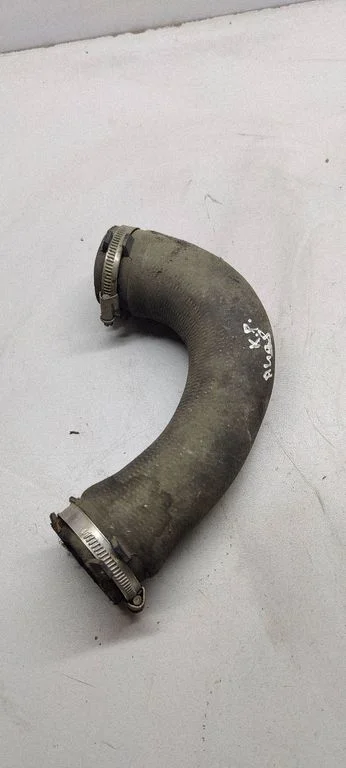 Intercooler hose/pipe