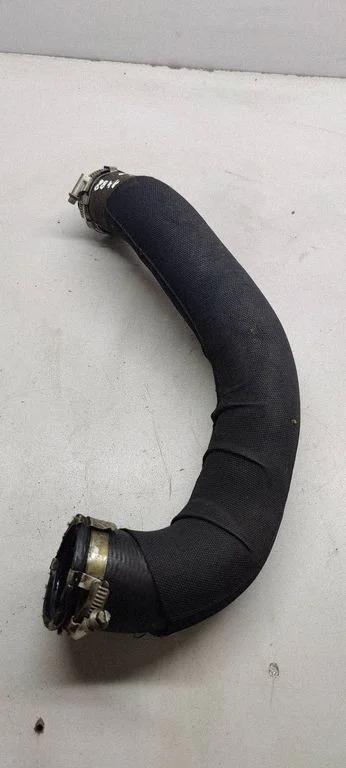 Intercooler hose/pipe