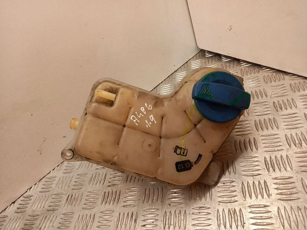 Coolant expansion tank/reservoir 8E0121403