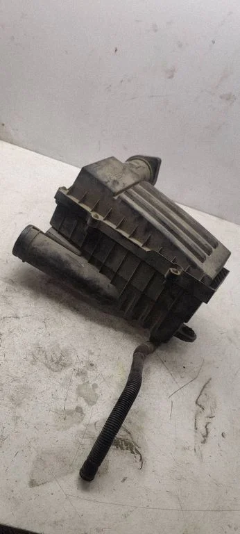 Air filter box 3C0129607BE