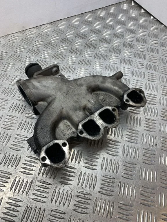 Intake manifold – Volkswagen Golf Plus (2005-2013)