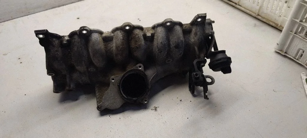 Intake manifold 03G129713H