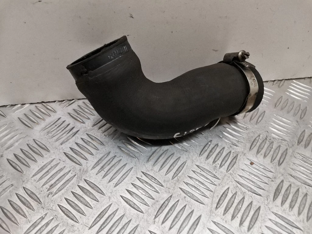 Intercooler hose/pipe 8E0145837G