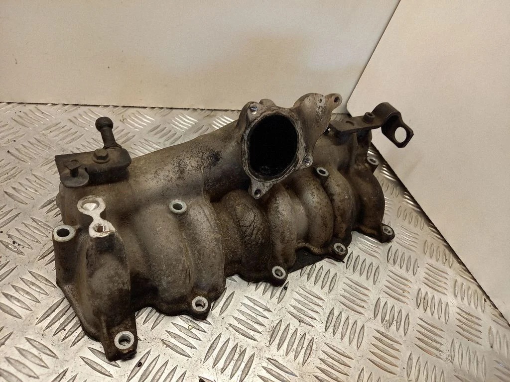 Intake manifold 03G129715