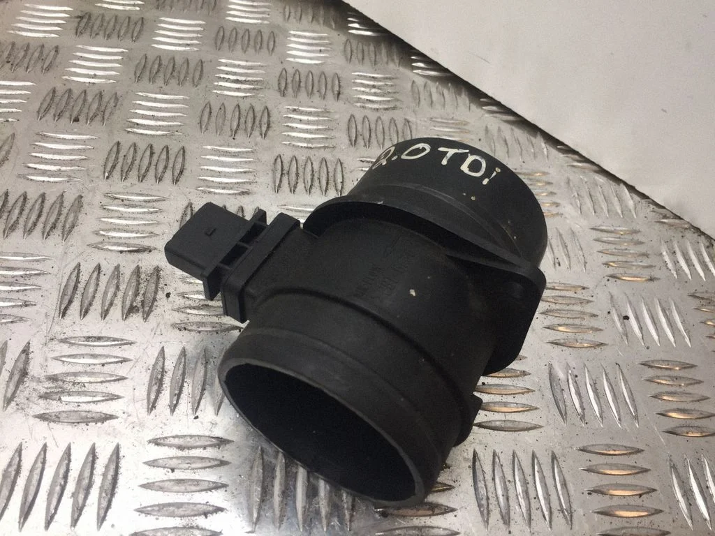 Gaisa masas mērītājs 03G906461C