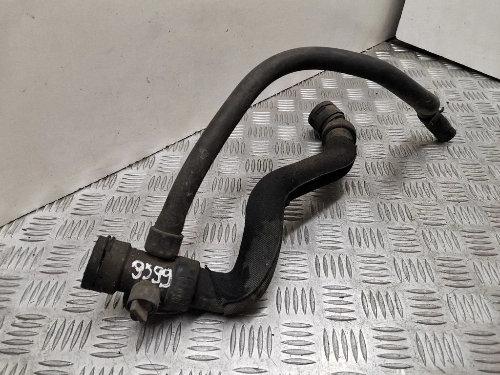 Engine coolant pipe/hose 8E0121049AC