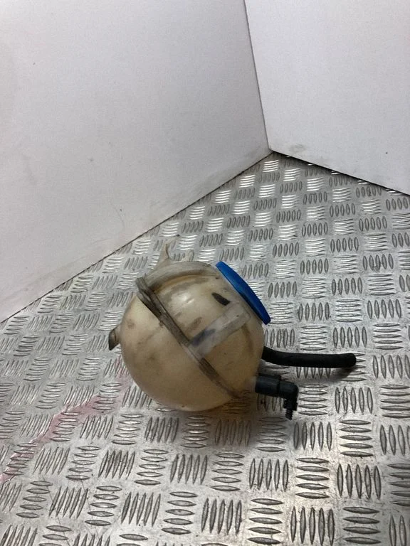 Coolant expansion tank/reservoir 1K0121407A