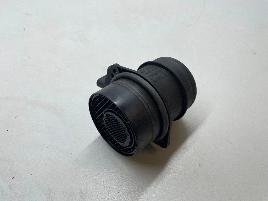 Mass air flow meter 074906461B