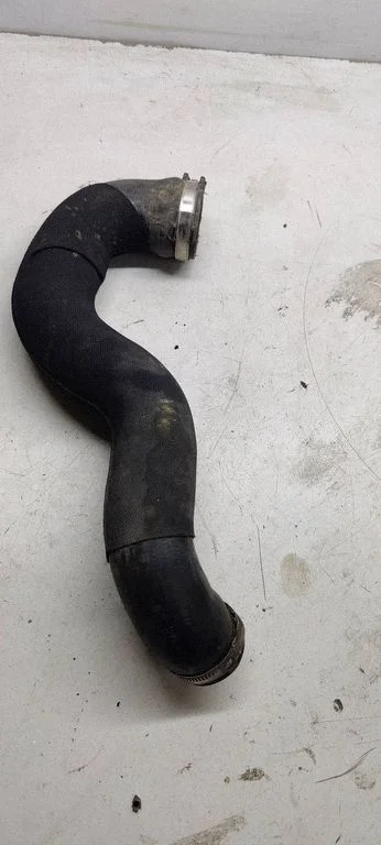 Intercooler hose/pipe