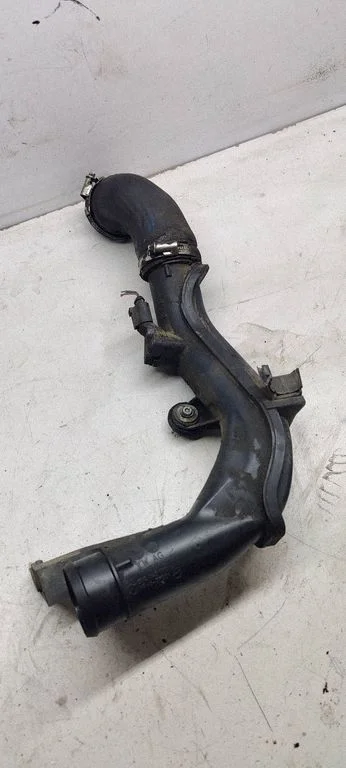 Intercooler hose/pipe 5n0145770A