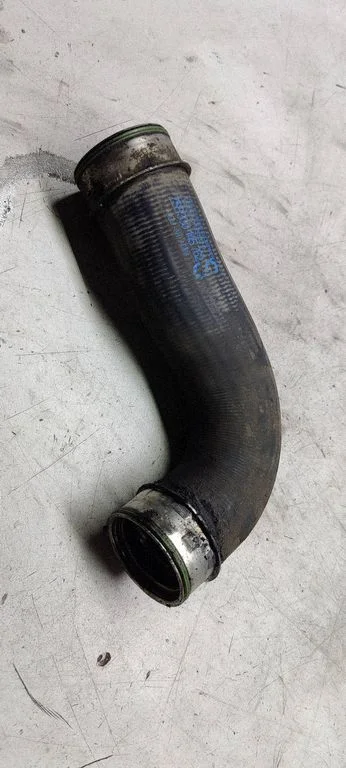 Wąż / rura intercoolera 3c0145762