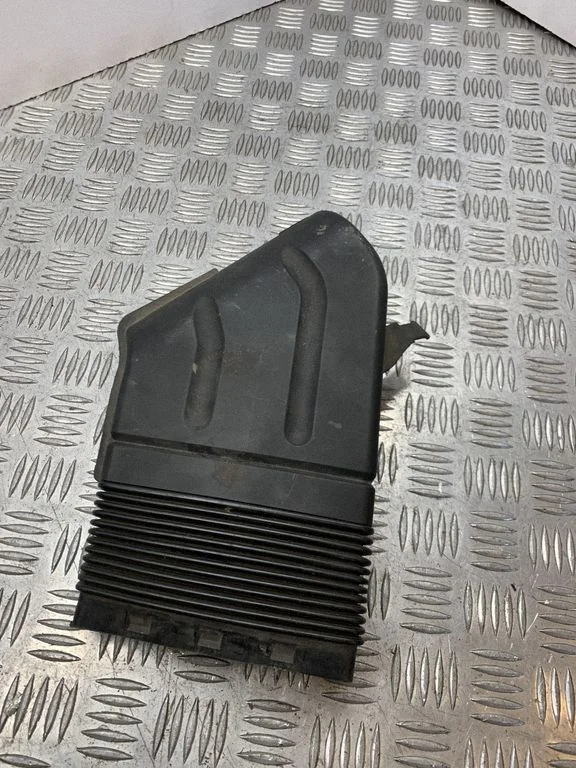 Air intake duct part 8E0129617